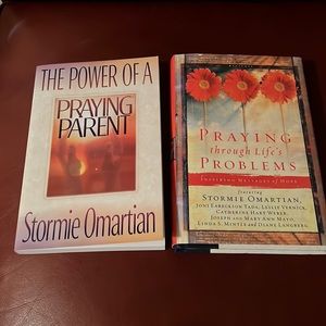Bundle of 2 Books on Praying
